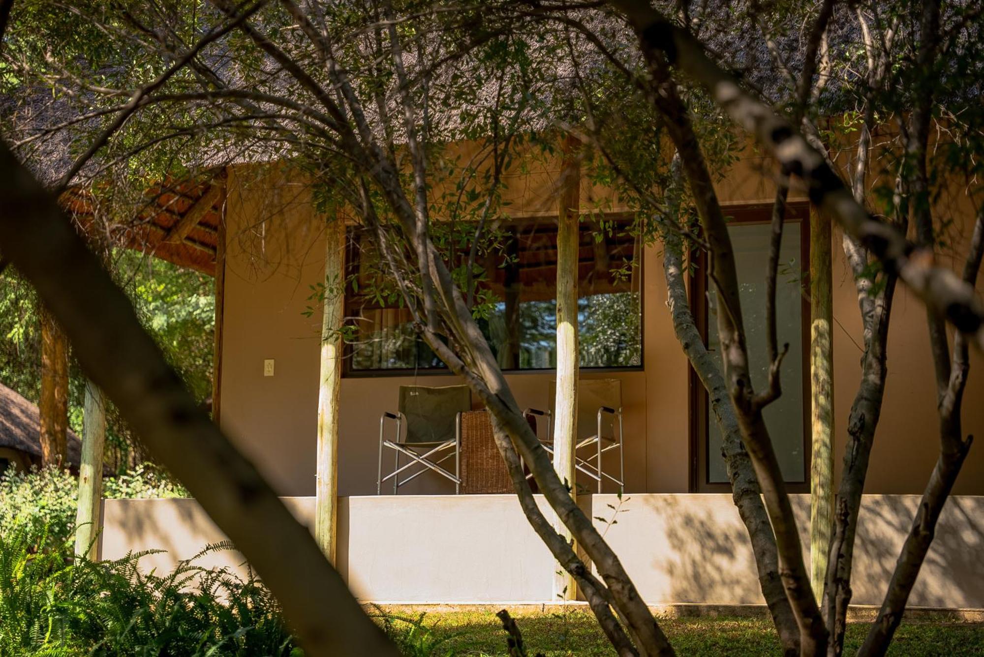 Shametu River Lodge Divundu Экстерьер фото